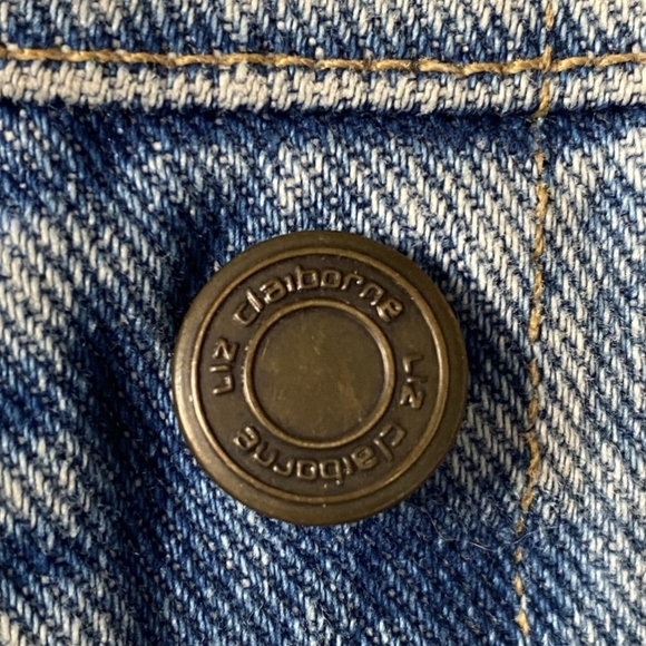 Liz Claiborne Authentic Classic Denim jacket 100% cotton M - Picture 4 of 15